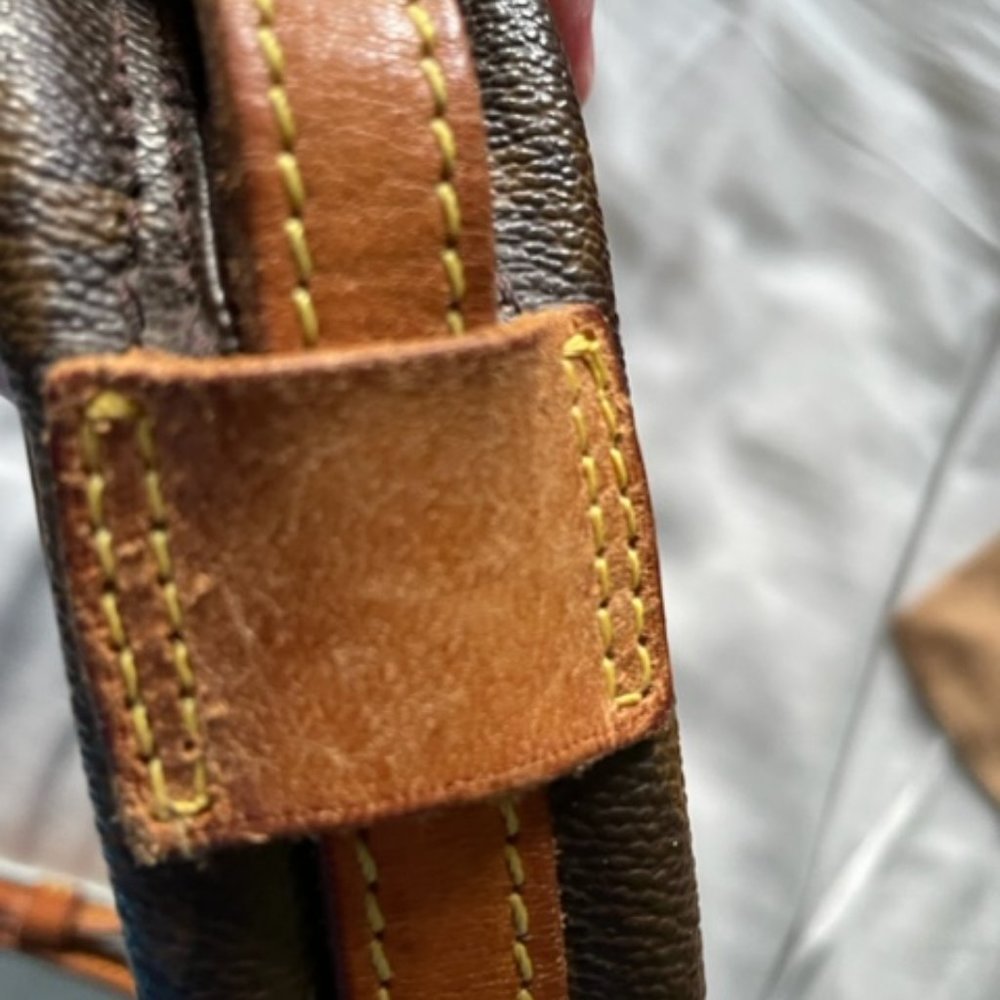 COPY - Vintage Louis Vuitton Monogram PM Jeune Fille Crossbody Shoulder Bag - Picture 10 of 16